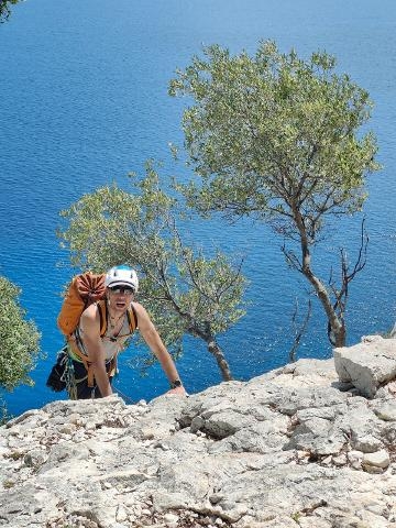 IL SELVAGGIO BLU: CORDE, GROTTE E SCARPATE IN SARDEGNA