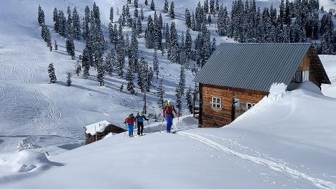 AVVENTURA SCIALPINISTICA IN GEORGIA SULLE MONTAGNE DEL BAKHMARO