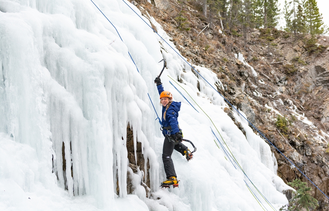 ARRAMPICATA SU GHIACCIO A BANFF E LAGO LOUISE - CANADA