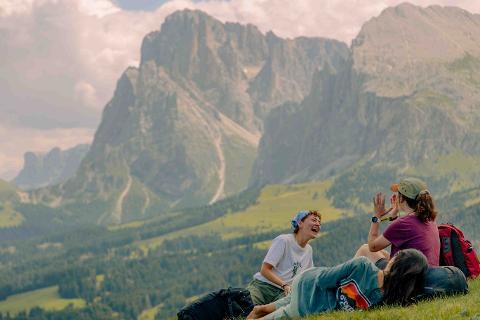 AVVENTURA NELLE DOLOMITI DEL BRENTA - TREKKING DI 5 GIORNI