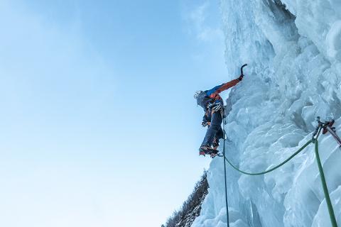 ABISKO ICE CLIMBING – SWEDISH LAPLAND