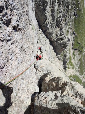 CORSO INTERMEDIO DI ALPINISMO SUL GRAN SASSO, ITALIA