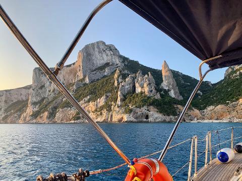 TREKKING E VELA SELVAGGIO BLU, SARDEGNA