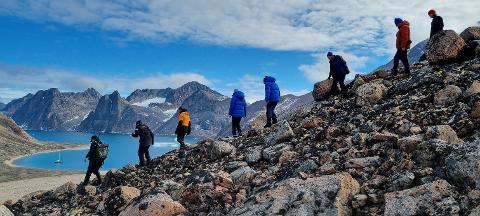 LOFOTEN PEAKS & FJORDS - HIKE AND SAIL TRIP