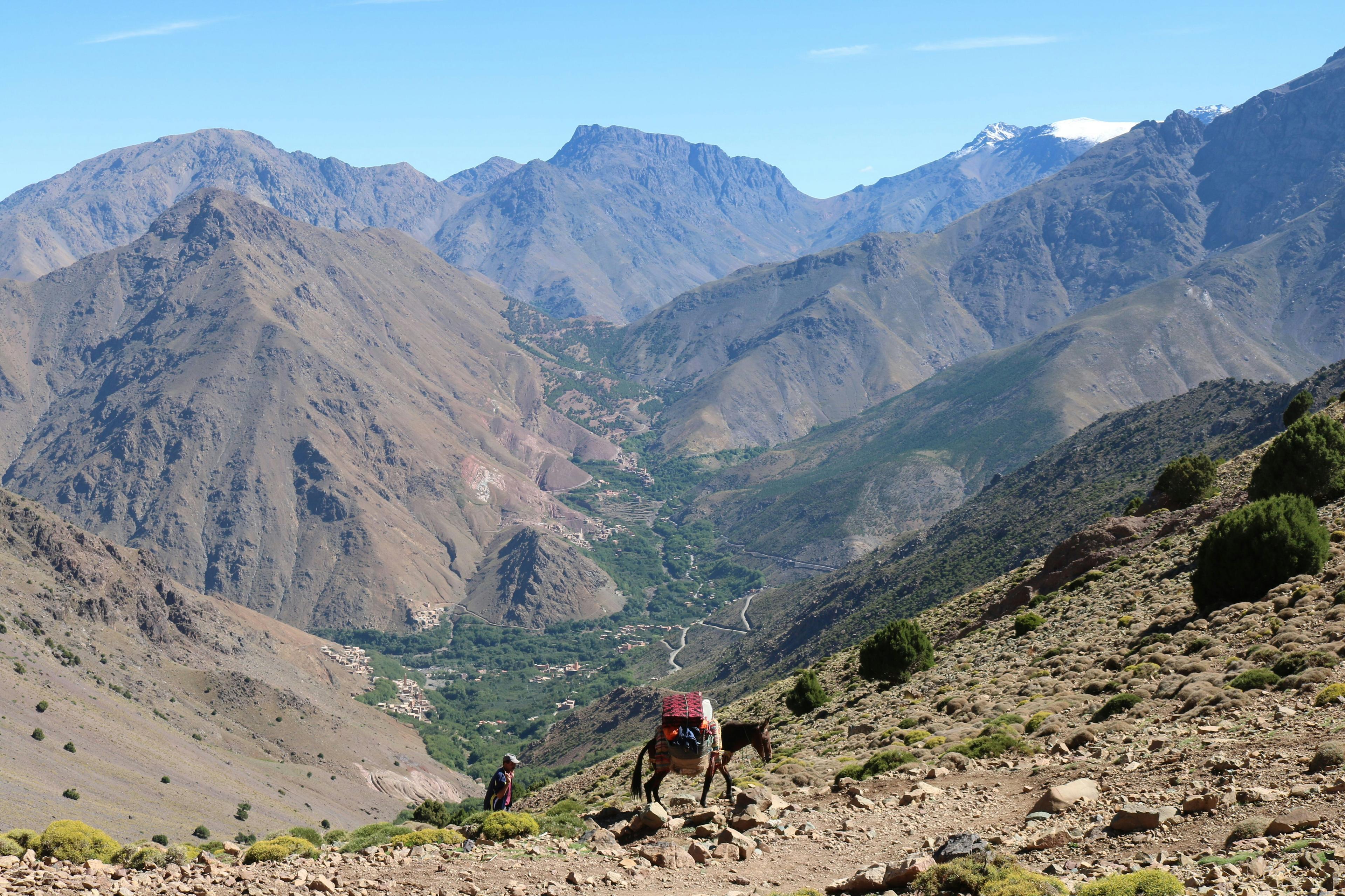 TREKKING DELLE MONTAGNE DELL'ATLANTE: AVVENTURA DI 4 GIORNI